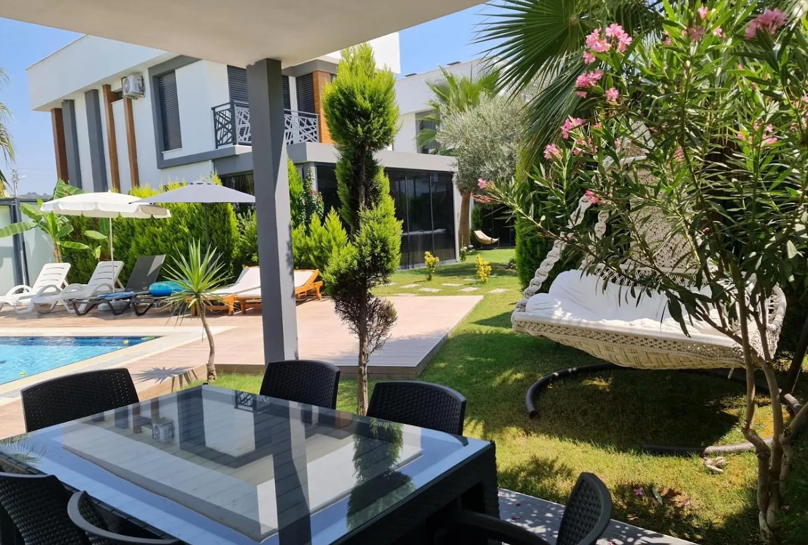 Villa Bozay Evinizdeki Rahatlik Huzurlusakin Tatil Kusadası